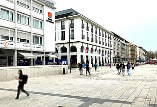 Neugestaltung der Kaiserstrasse und Marktplatz Karlsruhe im April 2024