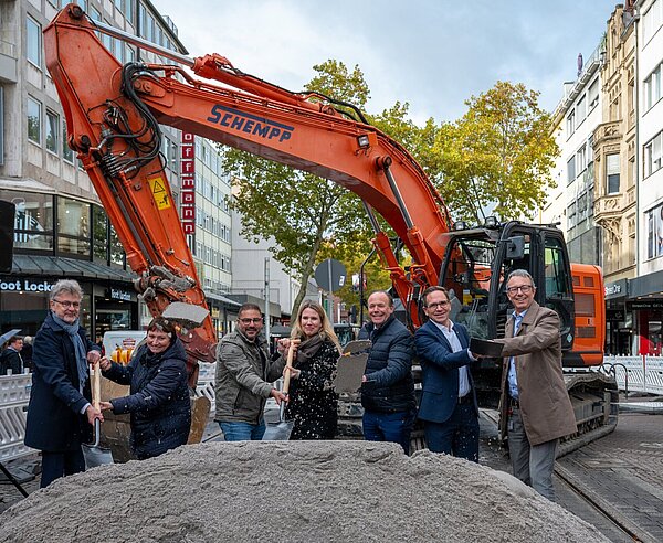 Erster Spatenstich für den zweiten Bauabschnitt zur Neugestaltung der Fußgängerzone 