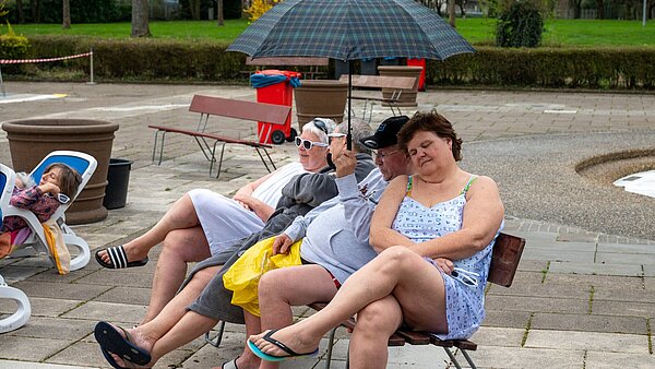 Das Sonnenbad ist mit einer Eröffnungsparty in die Saison gestartet.