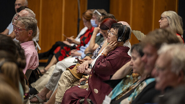 Blick ins Publikum der Veranstaltung