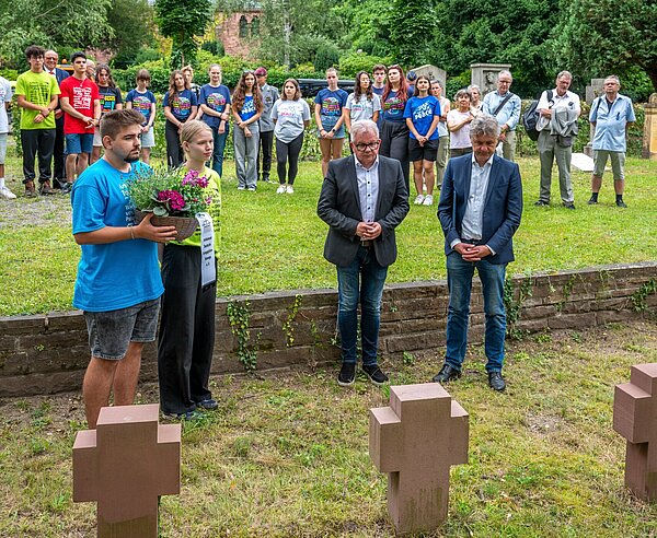 Kriegsgräberpflege Volksbund