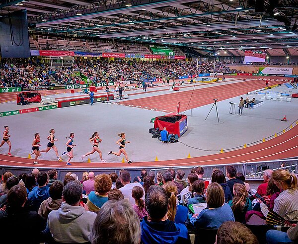 Blick in die Europahalle während des Init Indoor Meetings 2025