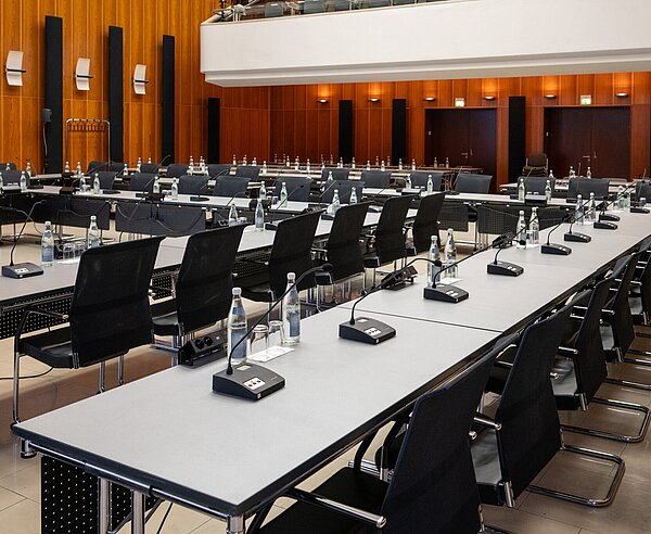 Bürgersaal bestuhlt für Gemeinderatssitzung