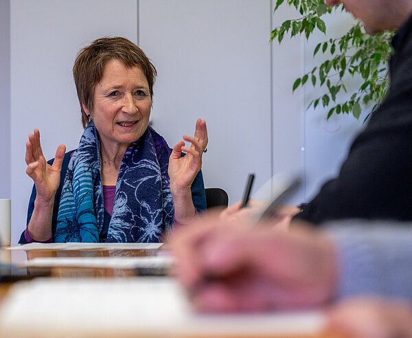 Erste Bürgermeisterin Bettina Lisbach im Gespräch beim Interview zum  Amtsantritt 