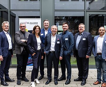 Gemeinsame Pause der Veranstaltungspartner und der Delegation aus Winnyzia mit Oberbürgermeister Dr. Frank Mentrup (links).