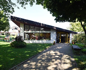 Gebäudeansicht Kindertagesstätte Henri-Arnaud-Straße
