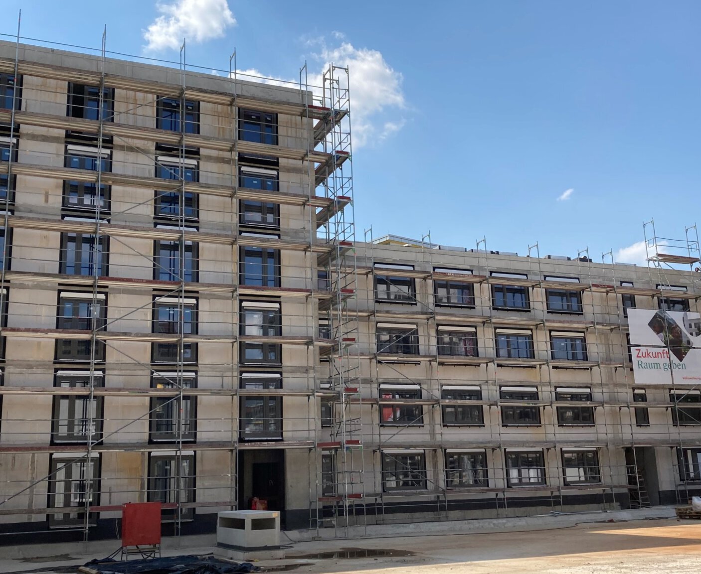 Rintheim, Am Staudenplatz