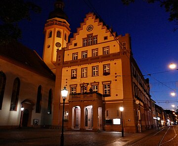Rathaus Durlach bei Nacht