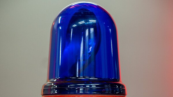 Signalleuchte von einem VW Käfer Oldtimer an der PRessekonferenz 100 Jahre Berufsfeuerwehr