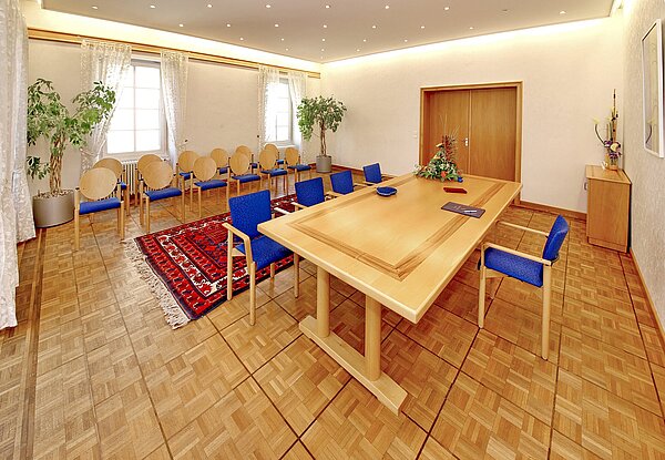 Das Foto zeigt das Trauzimmer im Rathaus Neureut