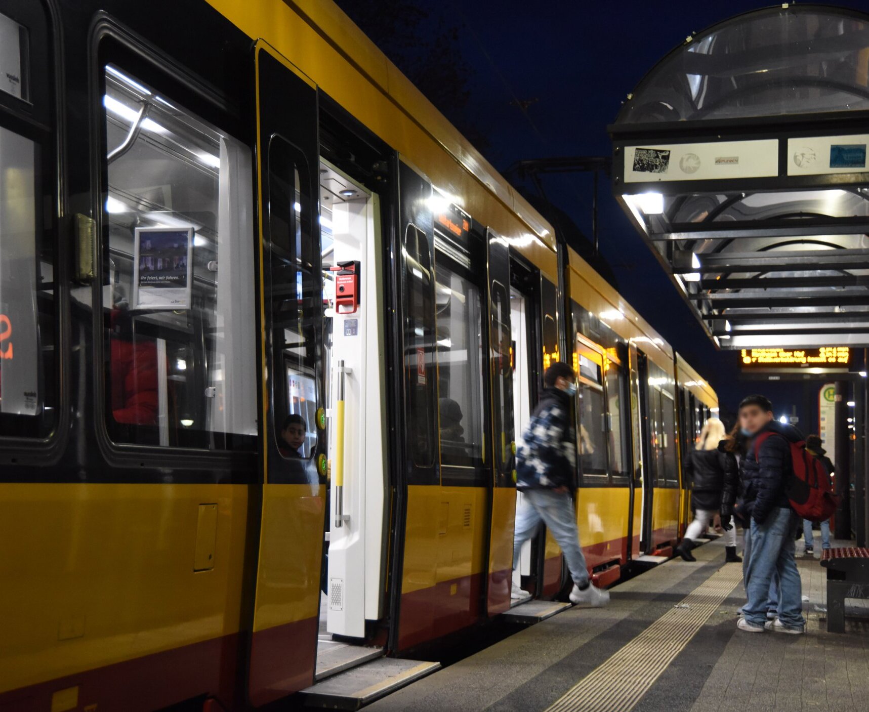 In ganz Baden-Württemberg können ab dem 1. März alle Schülerinnen und Schüler mit dem landesweiten Jugendticket für jährlich 365 Euro fahren. Der Gemeinderat gab jetzt grünes Licht.