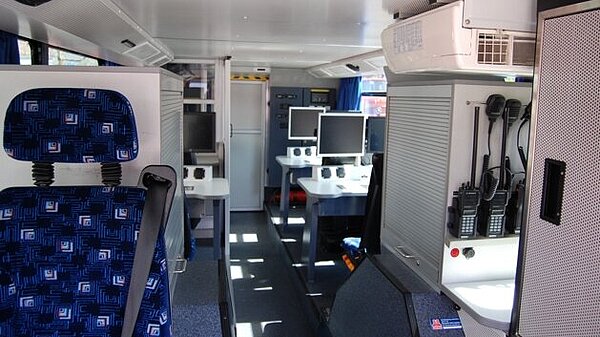 ELW Feuerwehr Karlsruhe