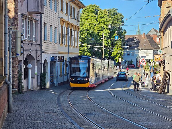 Am "Wasserwerksbuckel" zwischen Schlossplatz und Badener Straße finden ab dem 17. August größere Erneuerungsarbeiten statt.