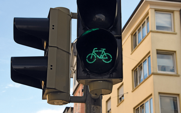 Die Abbildung zeigt eine Ampel.