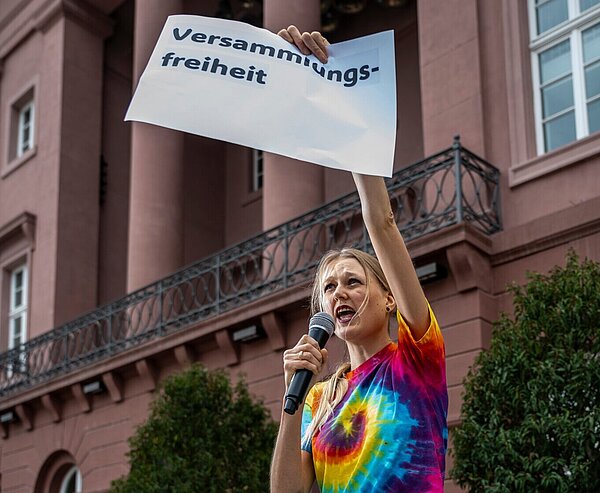 Verteidigung der Versammlungsfreiheit.