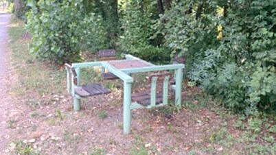 Foto Spieltisch Spielweg Alte Bach