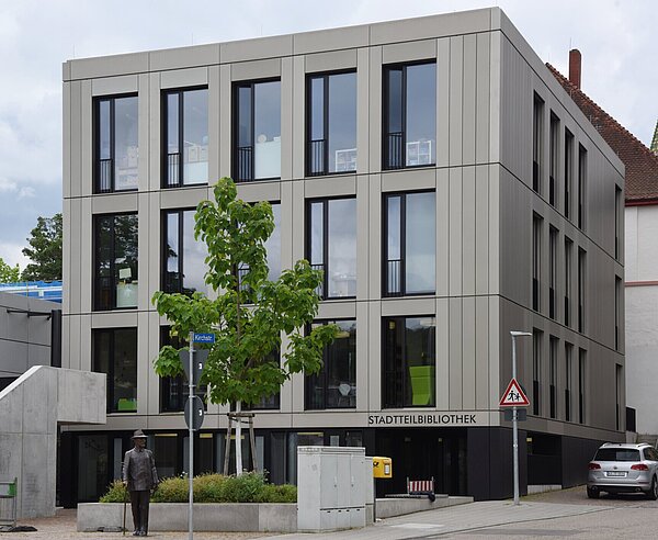 Abbildung des Gebäudes der Stadtteilbibliothek Grötzingen