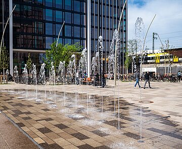 Blick auf den Bahnhofsvorplatz Süd