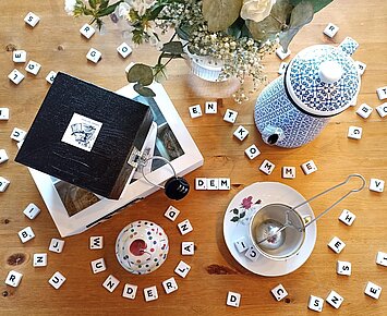 ESCAPE-SPIEL: Down the Rabbit Hole: An Alice in Wonderland Escape Room!