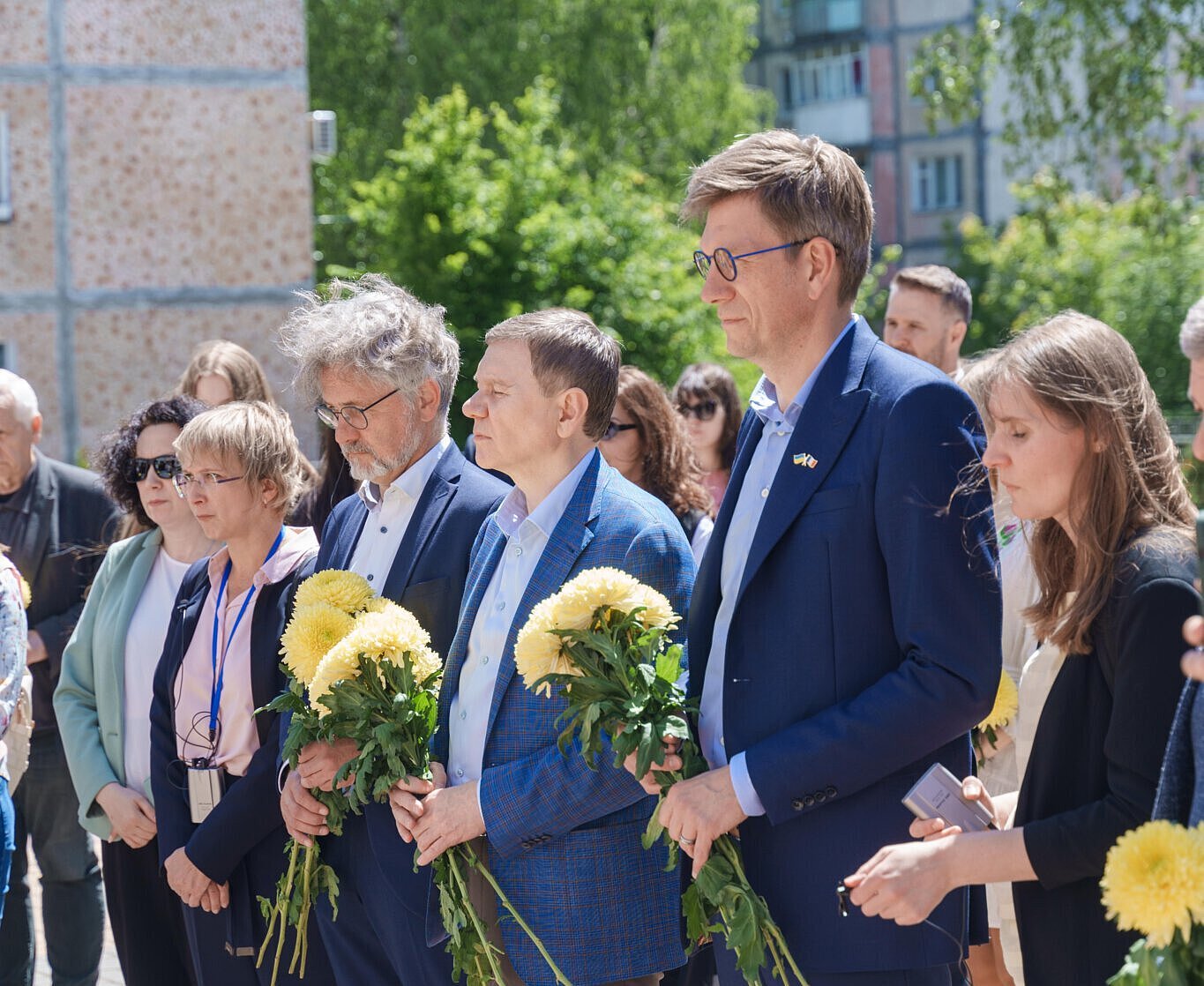Die drei Stadtoberhäupter  in der Mitte: Dr. Frank Mentrup (Karlsruhe), Serhii Morhunov (Winnyzja) und Matthieu Klein (Nancy).