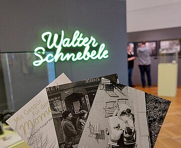 Blick in die Sonderausstellung "Mit Gespür für den Moment. Der Durlacher Fotograf Walter Schnebele"