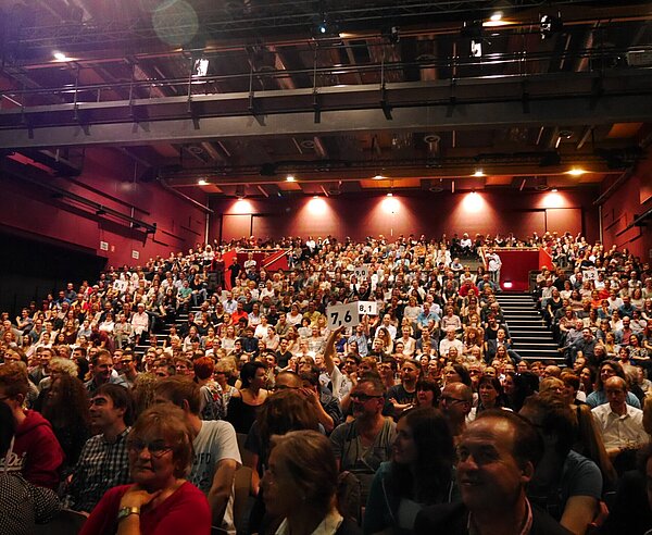 Impression einer der vergangenen Kulturtage-Eröffnungen mit Poetry Slam, hier seinerzeit im Tollhaus
