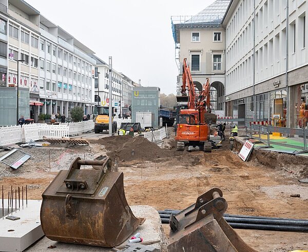 Blick auf die Baustelle in der Kaiserstraße in der Karlsruher Innenstadt.