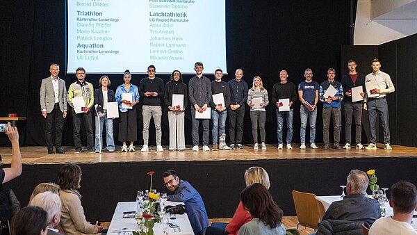 Verleihung der Medaillen für besondere sportliche Leistungen in den Bereichen Orientierungslauf (TUS Rüppurr), Triathlon und Aquathlon  (Karlsruher Lemminge), Paratriathlon (Post Südstadt Karlsruhe) und Leichtathletik (LG Region Karlsruhe).