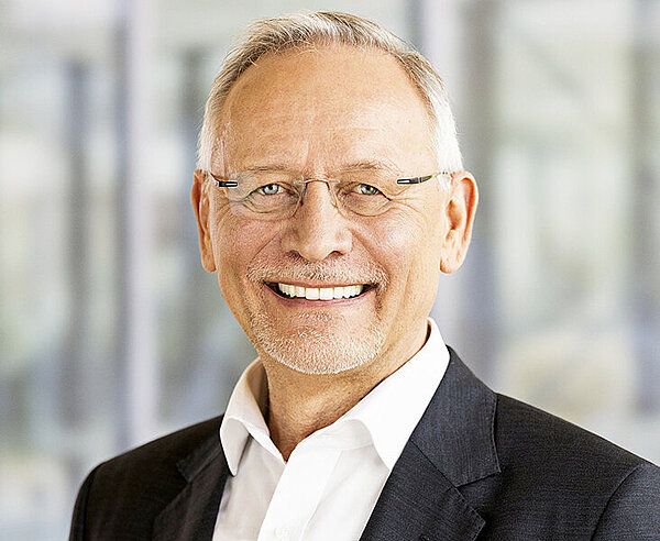 Wolfgang Grenke: verzichtet nach 15 Jahren vorzeitig auf sein Amt als IHK-Präsident