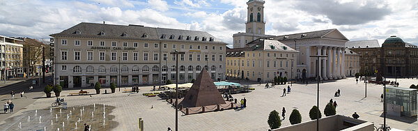 Marktplatz der Stadt Karlsruhe