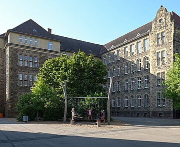 Denkmalgeschützter Bau aus dem Jahr 1908: Die Vogesenschule in Mühlburg