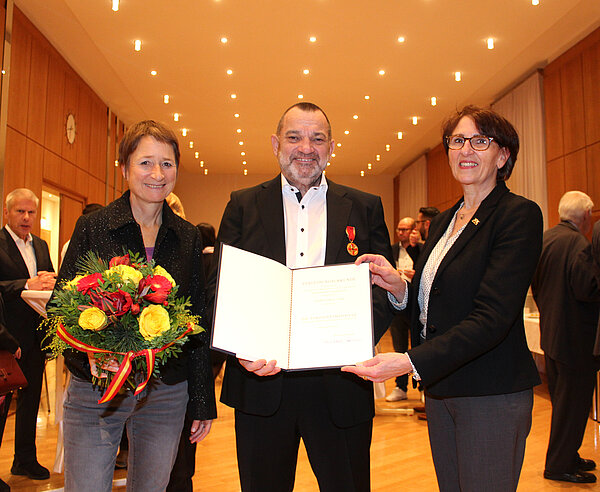 Verdienstmedaille für Alfred Lüthin