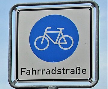 Schild Fahrradstraße