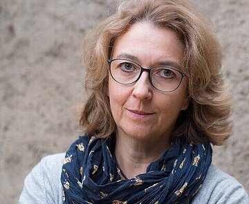 Autorin der Romanbiografie "Die Mutter der Berggorillas"