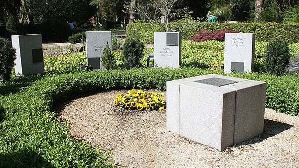 Grabareal Hauptfriedhof Vier Jahreszeiten