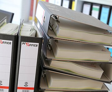 Symbolbild mit Akten