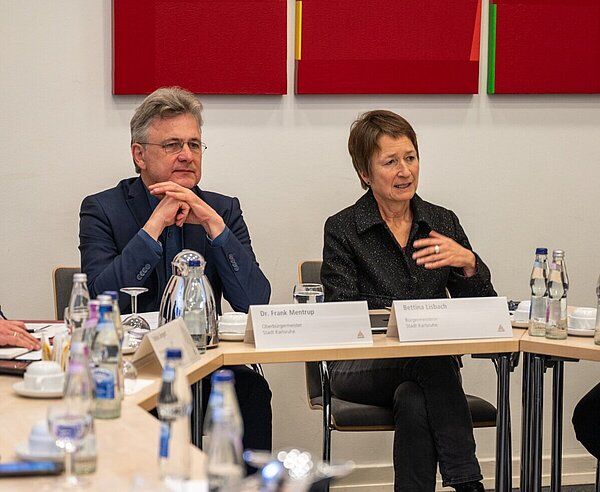 Pressekonferenz zum Thema Wertstofftonne