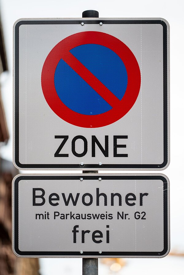 Parken für Bewohner mit Parkausweis