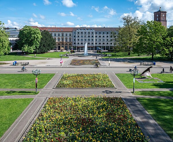 Für die Umgestaltung des Friedrichsplatzes strebt die Stadtverewaltung einen europaweiten Wettbewerb an.