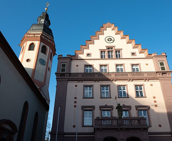 Außenansicht des Durlacher Rathauses