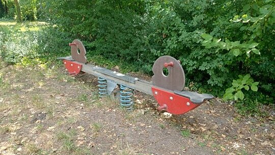 Foto Wippe Spielweg Alte Bach