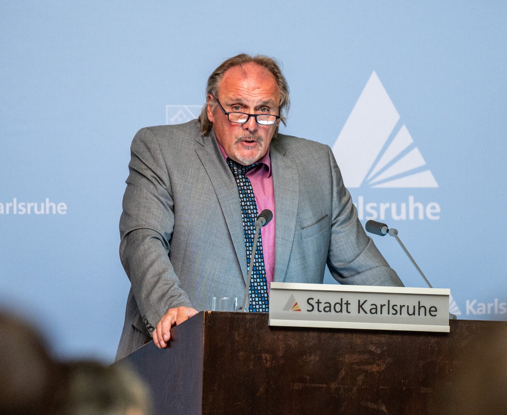 Warnung vor Schuldenberg:  CDU-Fraktionschef Detlef Hofmann sprach sich in seiner Haushaltsrede für mehr Effizienz bei der Stadt aus. 