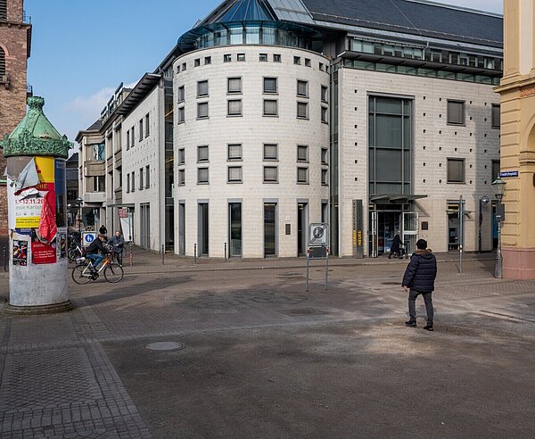 Architektur-Impressionen der Stadtbibliothek