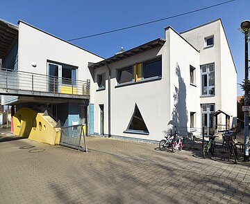 Gebäudeansicht Kindertagesstätte Blütenweg