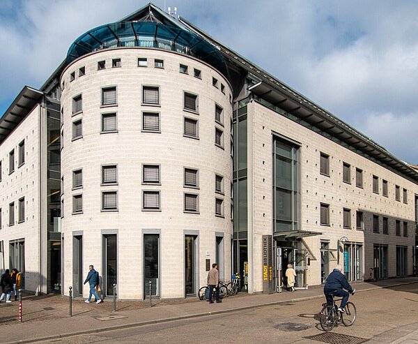 Architektur-Impressionen der Stadtbibliothek