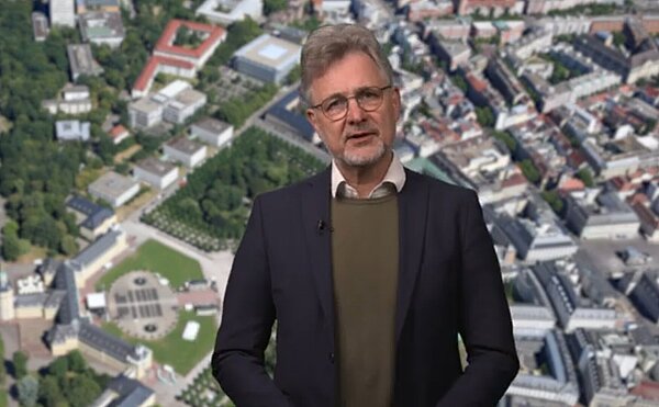 Vorschaubild Video zu Karlsruhe 2040 mit Oberbürgermeister Dr. Frank Mentrup