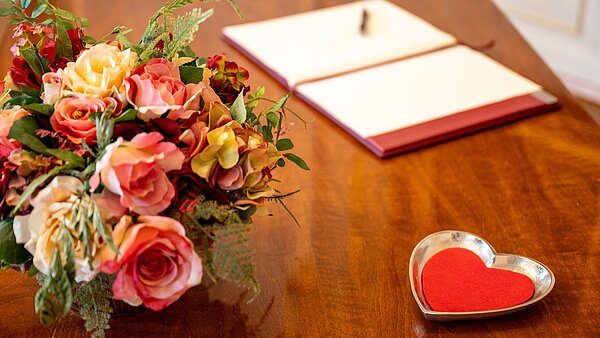 Das Foto zeigt das Barockzimmer im Haus Solms