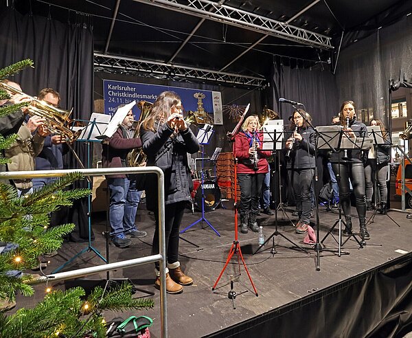 Christkindlesmarkt, Event-Bühne