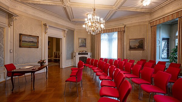 Das Foto zeigt das Barockzimmer im Haus Solms