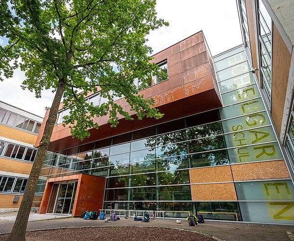 Die Eichelgartenschule soll ab dem Schuljahr 2026/27 für Ganztagsbetreuung erweitert werden.